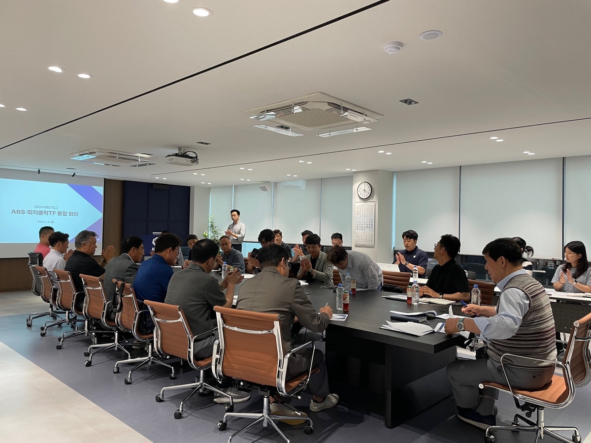 克拉克的功劳？狂热时隔八年再进季后赛 上赛季排名倒数第三