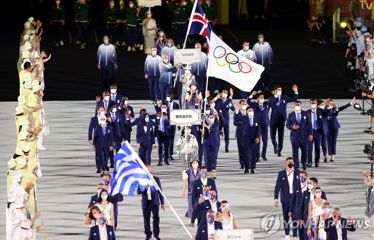 曼晚：曼联考虑1月外租U21边锋恩尼斯，英冠、英甲俱乐部有意