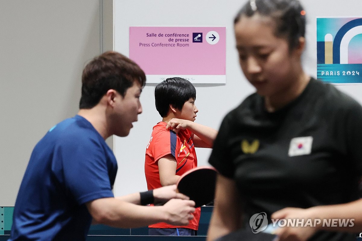 佛罗伦萨vs卡利亚里全场数据：射门数8-8，射正数3-1